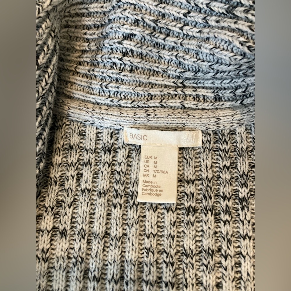 H&M Basics women’s M cardigan - Picture 3 of 4